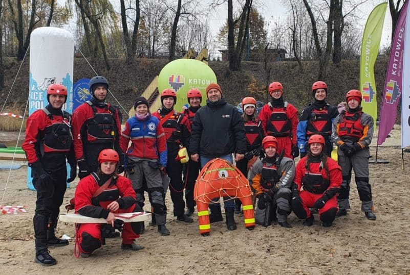 Water rescue team train with fred fast rescue device